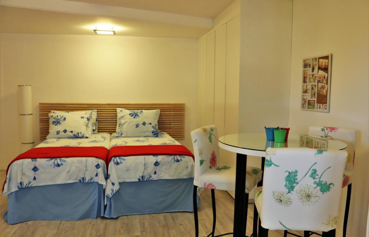 Red Cozy Stay ลิมาซอล ภายนอก รูปภาพ