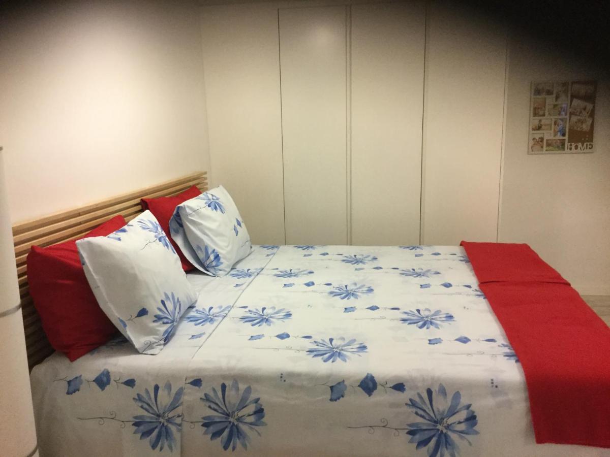Red Cozy Stay ลิมาซอล ภายนอก รูปภาพ